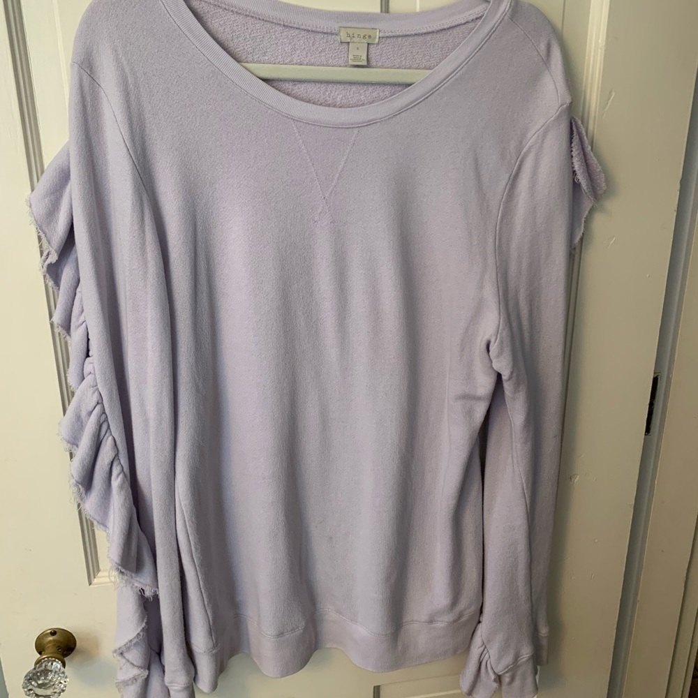 Hinge ruffle sweatshirt